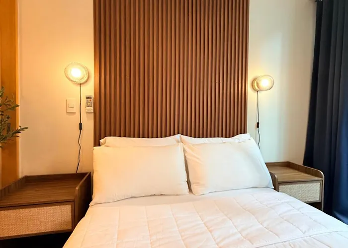 Apartment New! Cozy & Stylish 350mbps Near Uptown Mall Backhome1