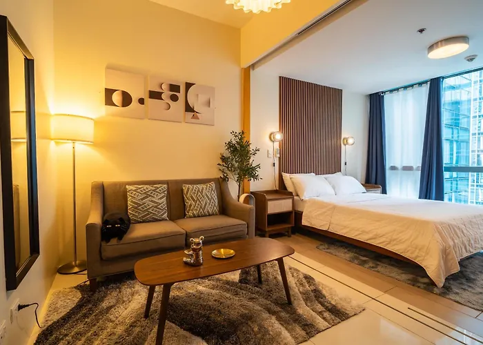 New! Cozy & Stylish 350mbps Near Uptown Mall Backhome1 * Manila