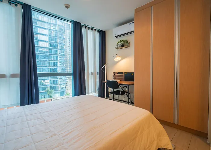 New! Cozy & Stylish 350mbps Near Uptown Mall Backhome1 *