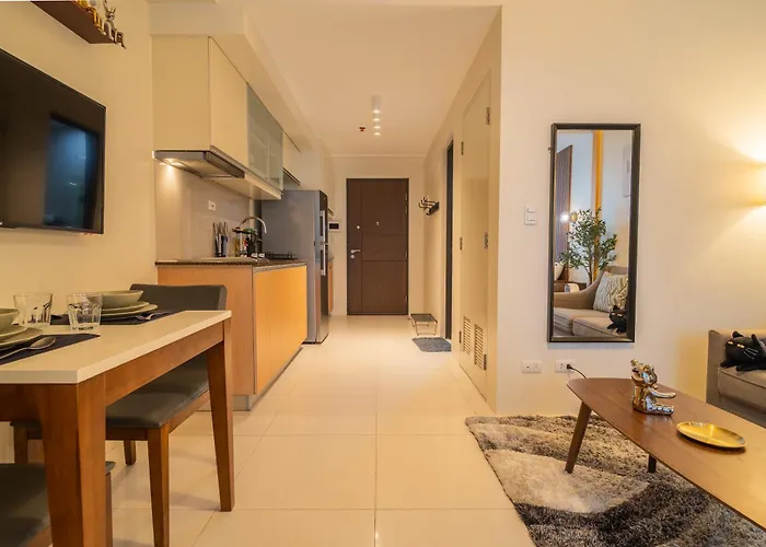 Apartment New! Cozy & Stylish 350mbps Near Uptown Mall Backhome1 *