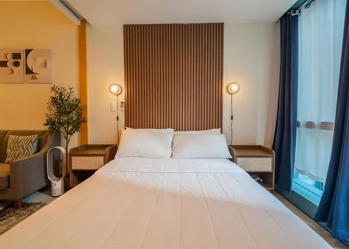 Apartment New! Cozy & Stylish 350mbps Near Uptown Mall Backhome1 *